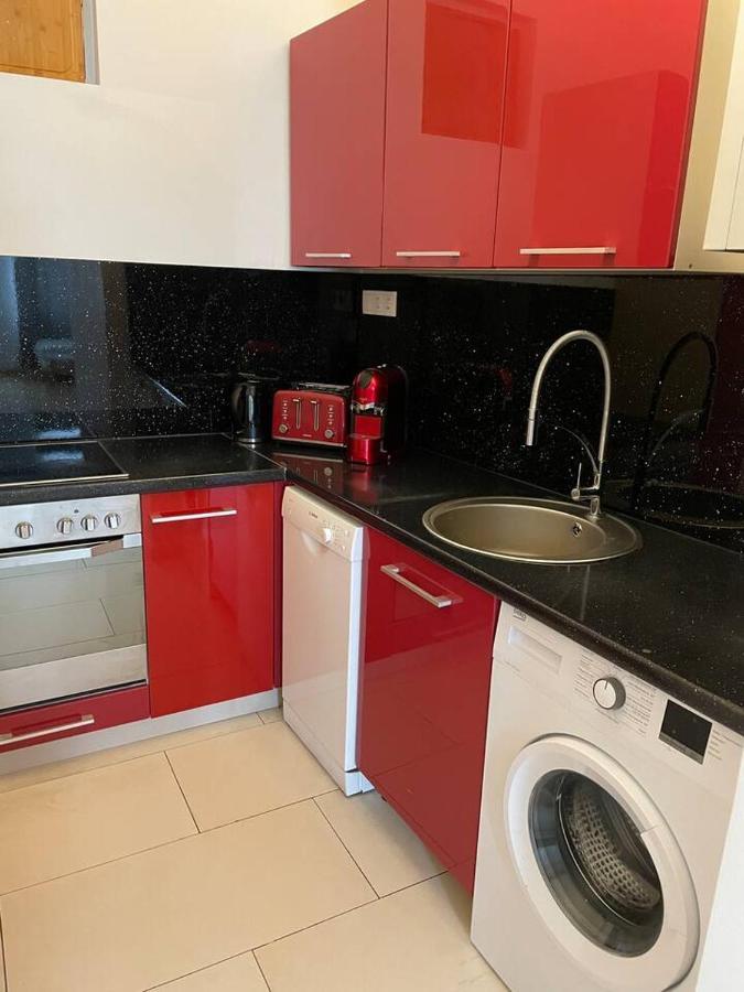 Schoene Eigentumswohnung Im 10 Bezirk Vienna Esterno foto