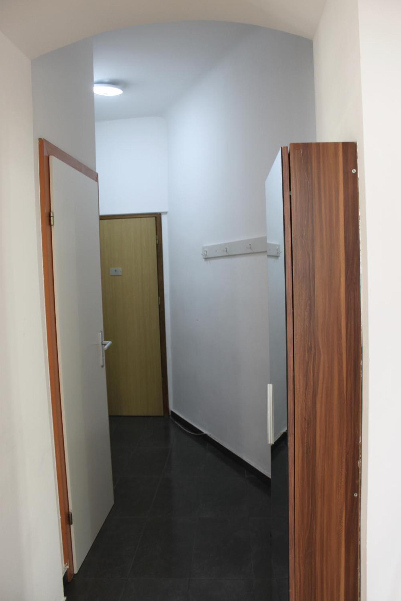 Schoene Eigentumswohnung Im 10 Bezirk Vienna Esterno foto