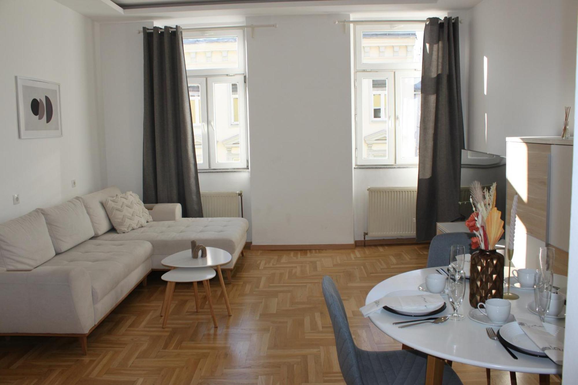 Schoene Eigentumswohnung Im 10 Bezirk Vienna Esterno foto